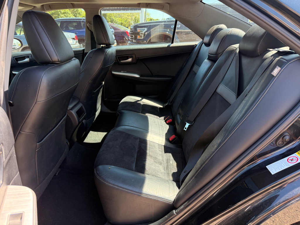 2012 Toyota Camry Image 12