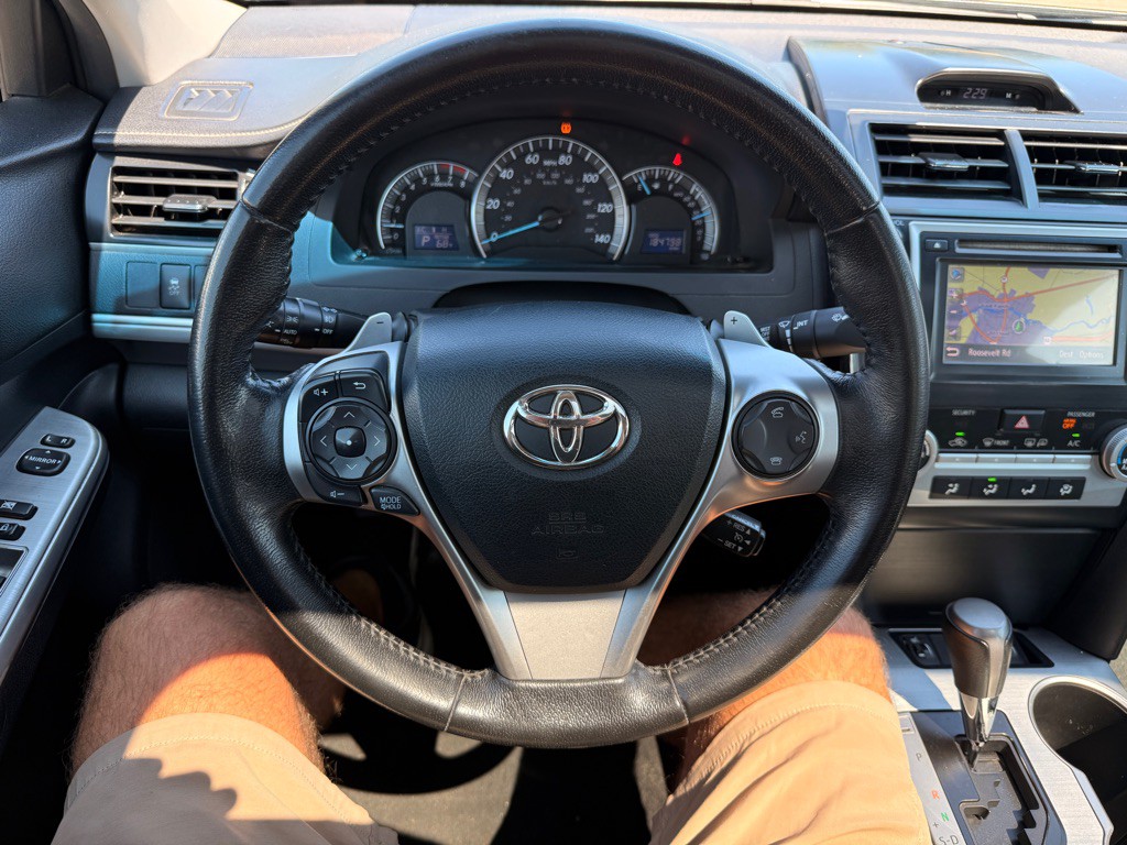 2012 Toyota Camry Image 23