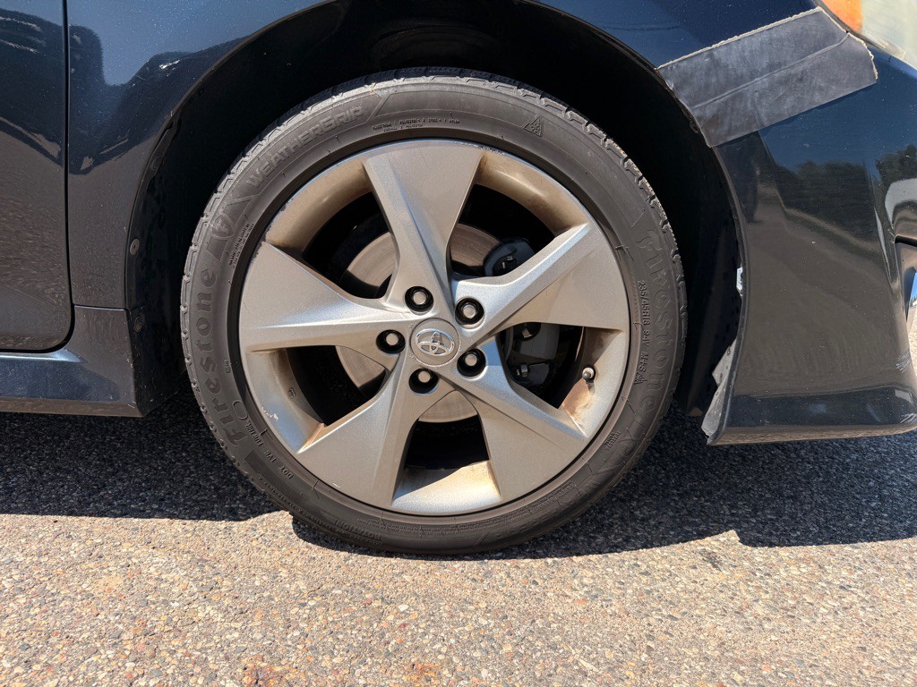 2012 Toyota Camry Image 27