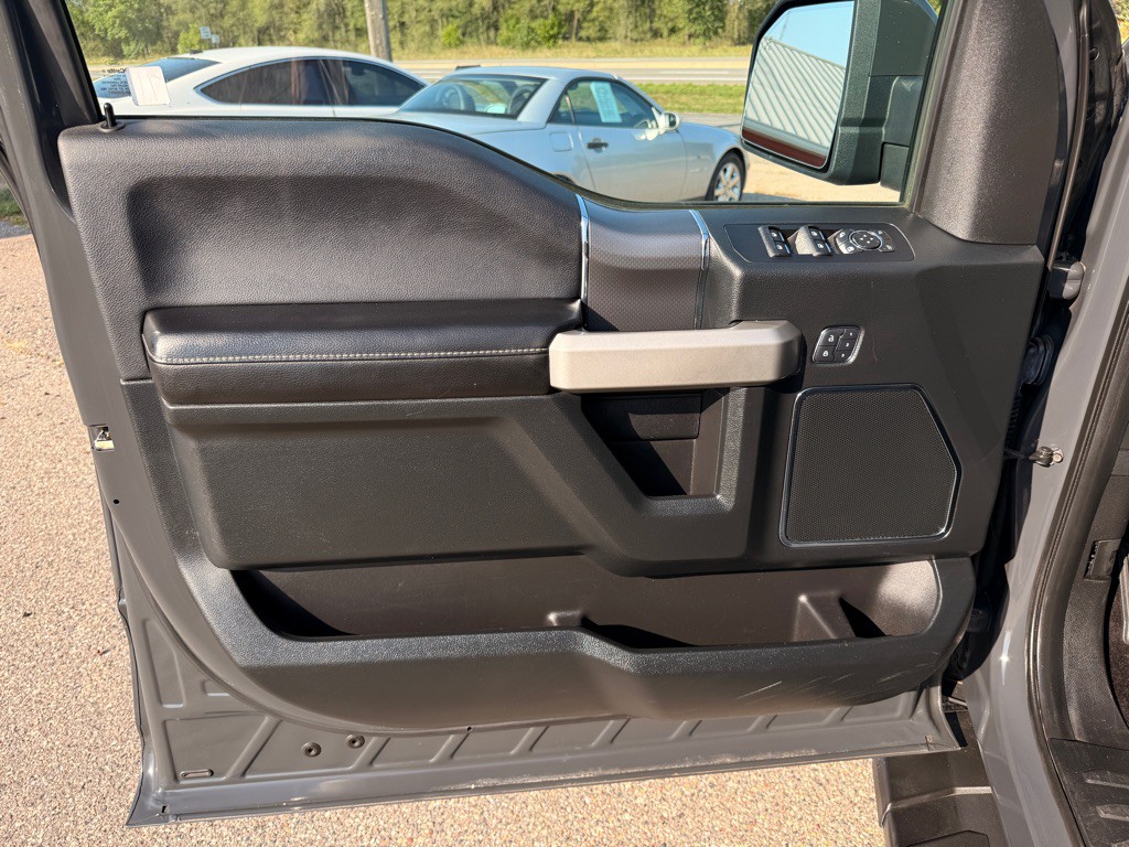 2016 Ford F-150 Image 12