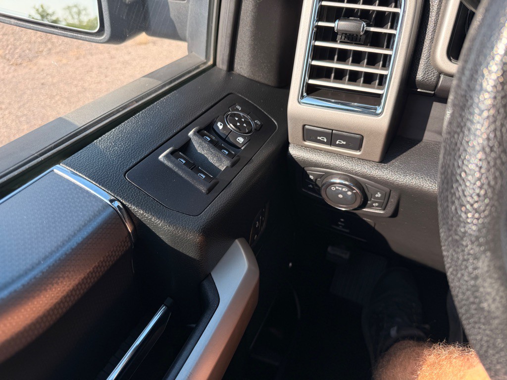 2016 Ford F-150 Image 31