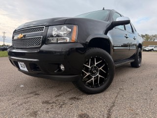 Image for 2011 Chevrolet Avalanche LTZ ID: 7653348