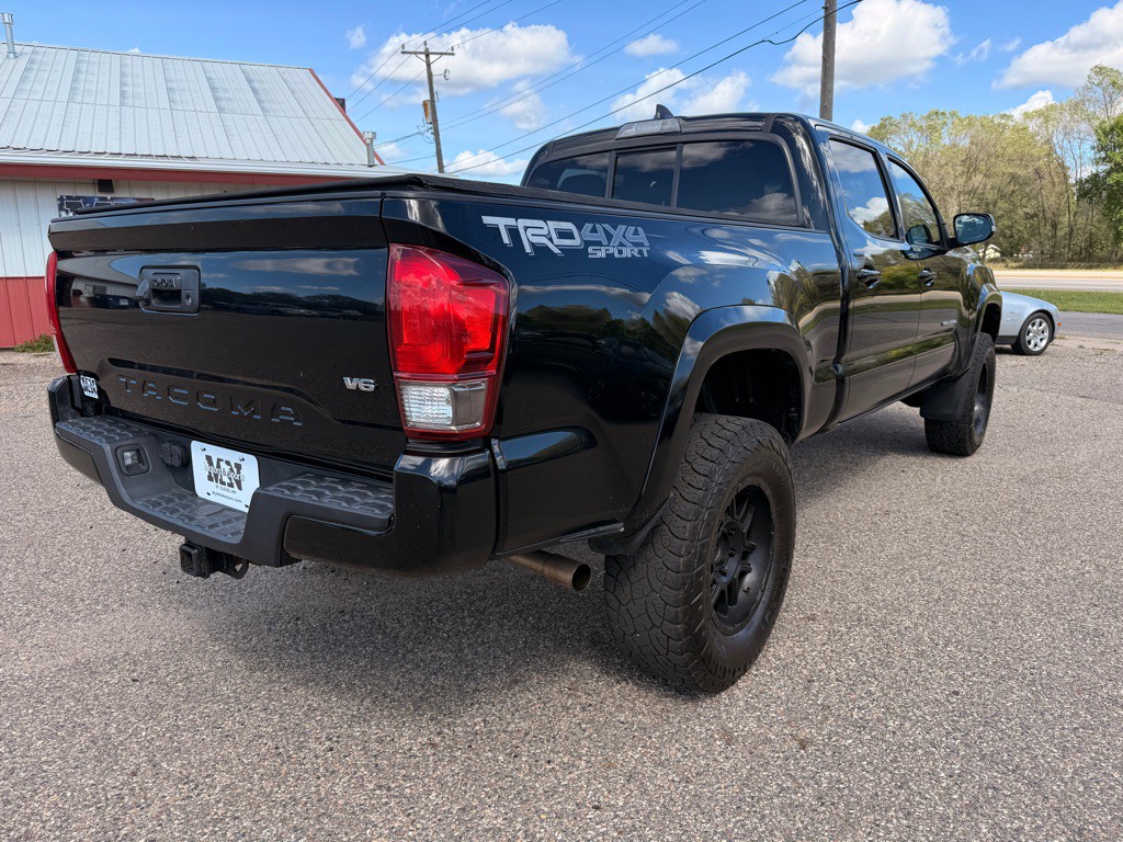 2016 Toyota Tacoma Image 5