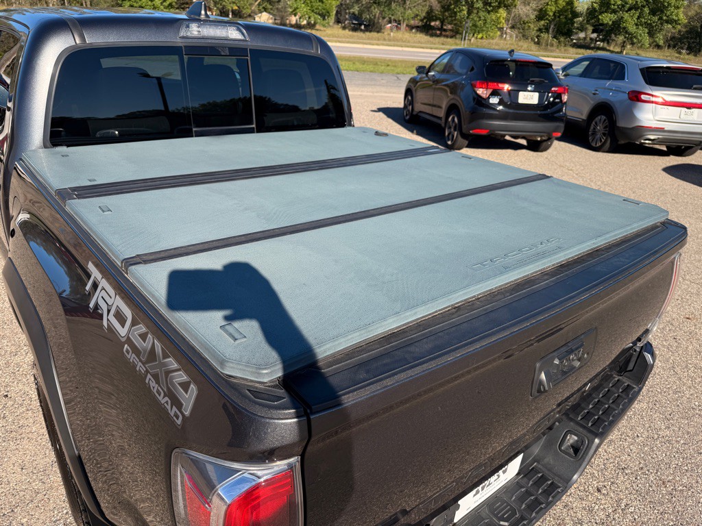 2020 Toyota Tacoma Image 13