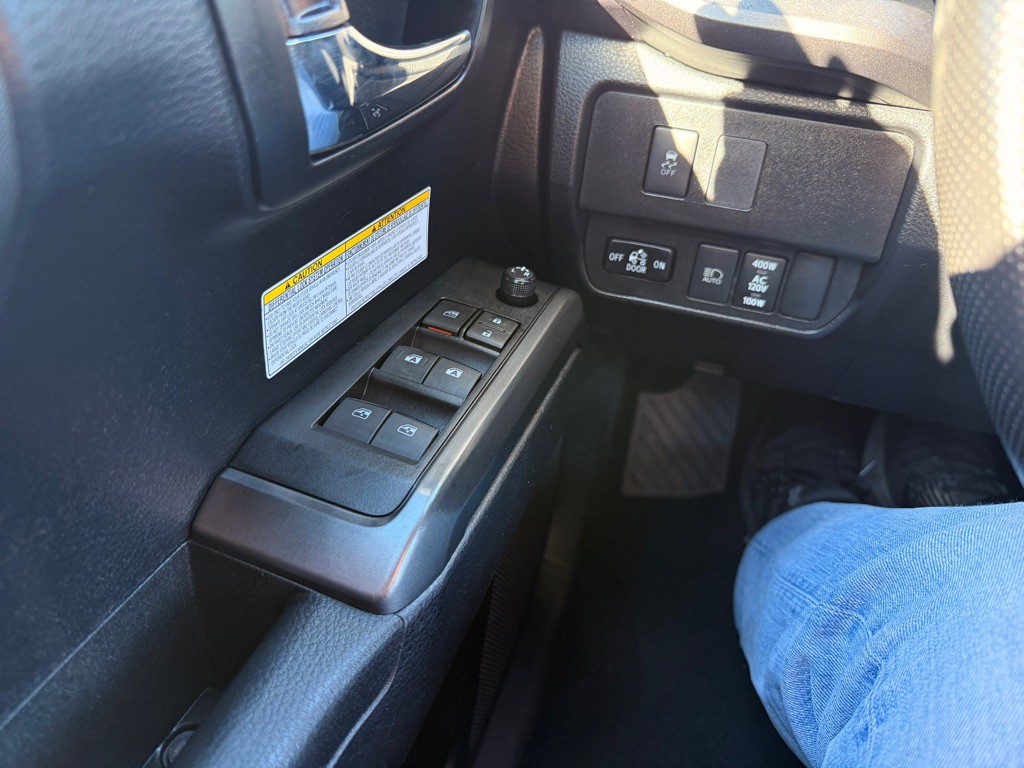 2020 Toyota Tacoma Image 26