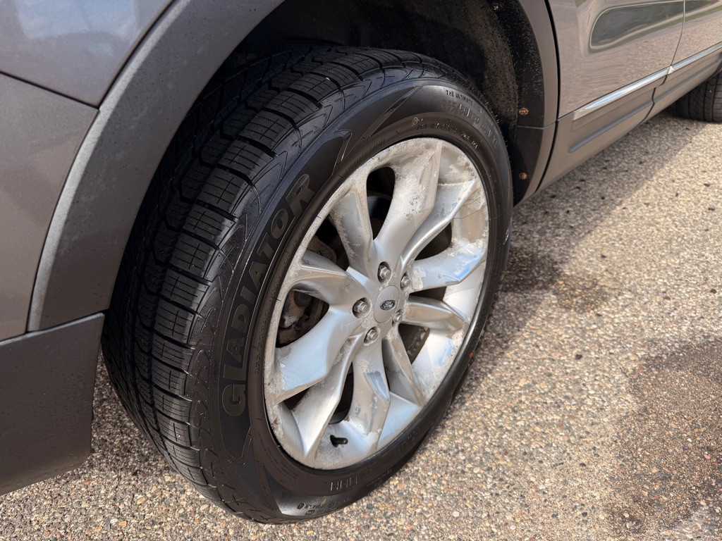 2014 Ford Explorer Image 28