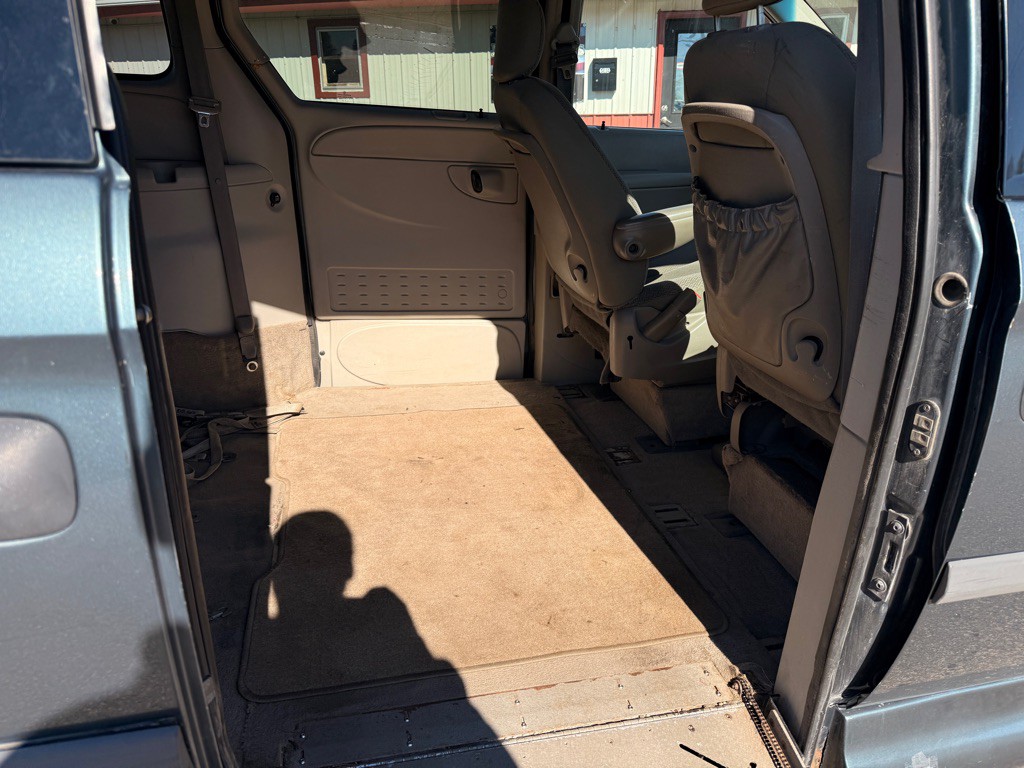 2006 Dodge Grand Caravan Image 16