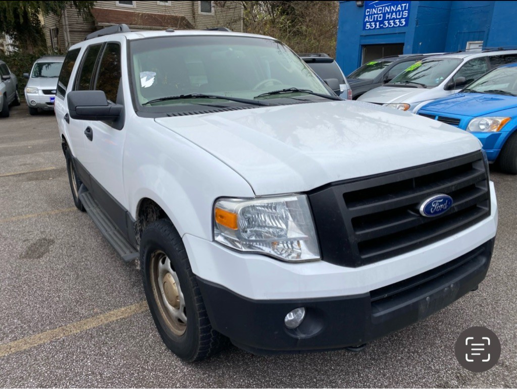 2011 Ford Expedition Image 2