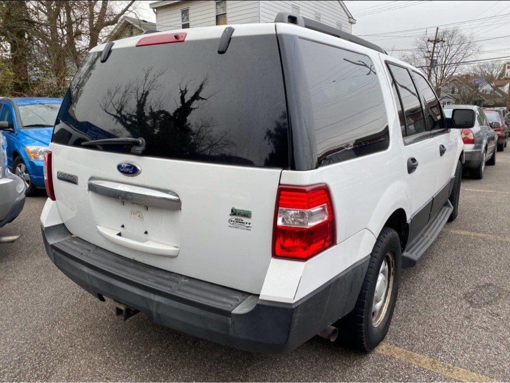 2011 Ford Expedition Image 3
