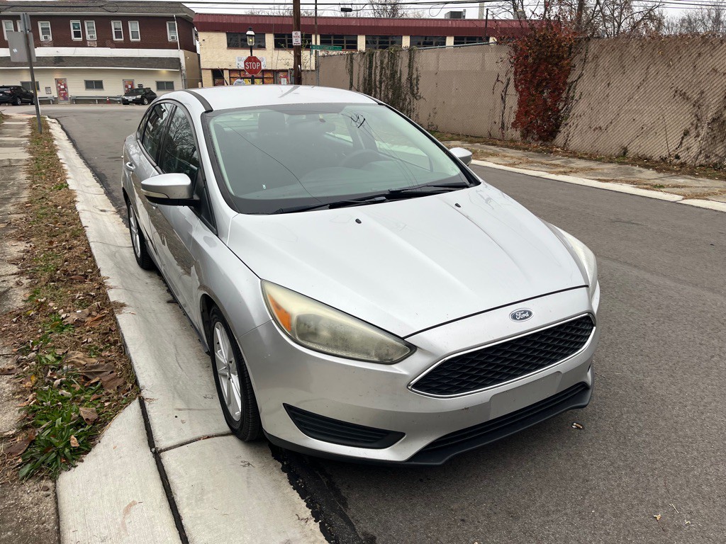 2017 Ford Focus Image 2
