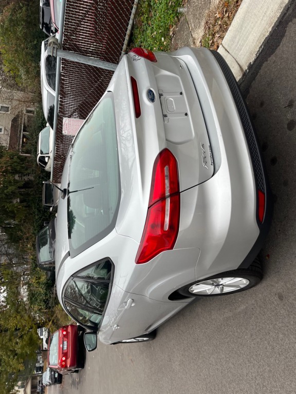 2017 Ford Focus Image 4