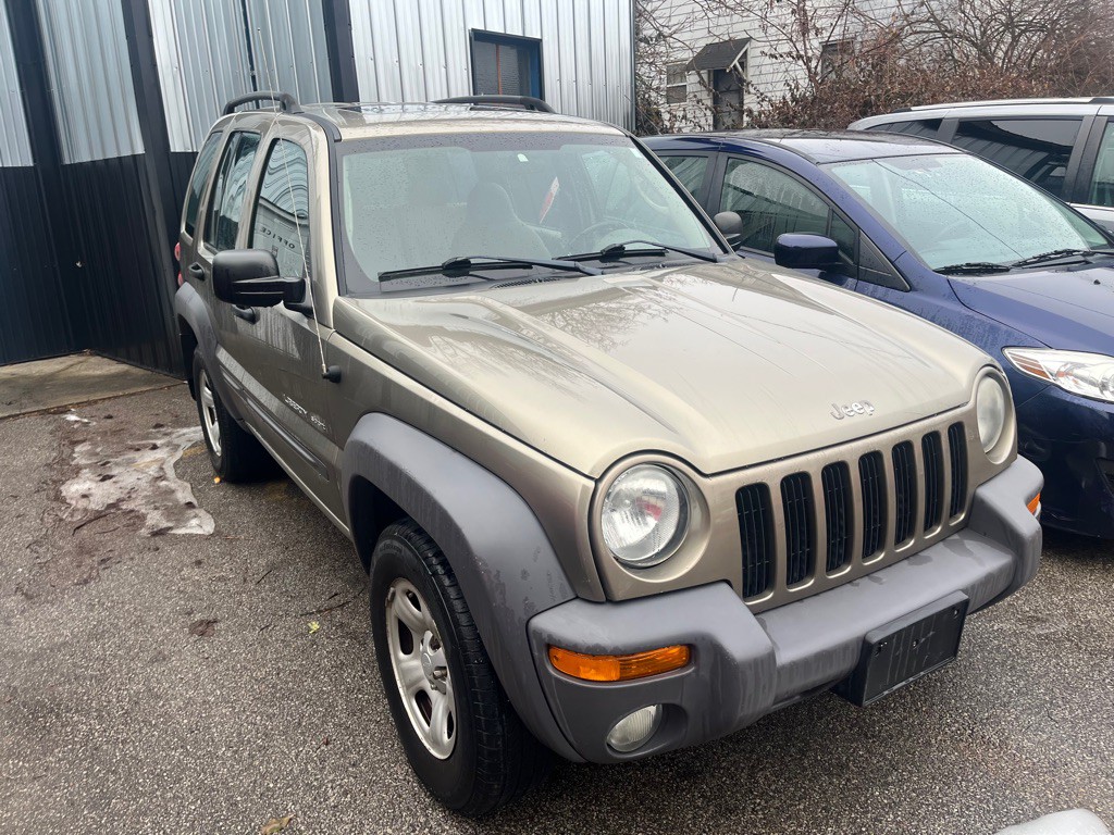 2003 Jeep Liberty Image 2