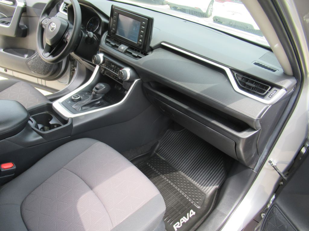 2019 Toyota Rav4 Image 14