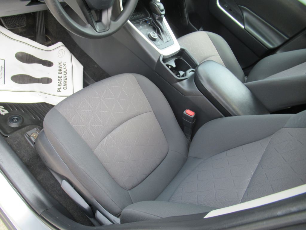 2019 Toyota Rav4 Image 17