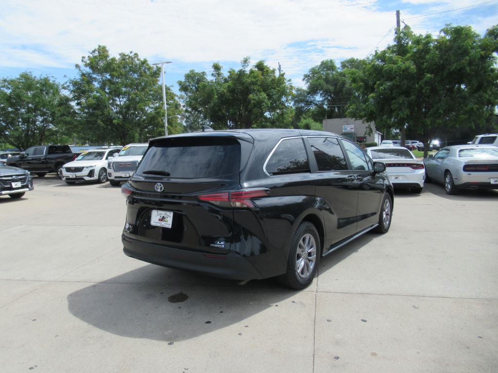 2022 Toyota Sienna Image 5