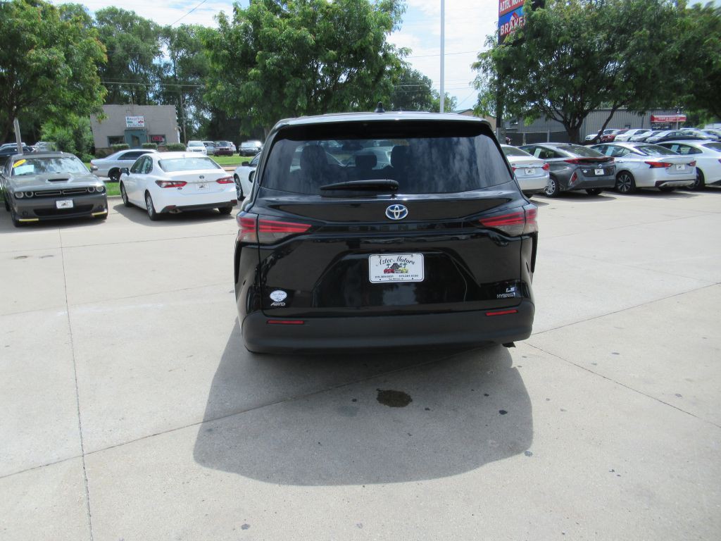 2022 Toyota Sienna Image 6