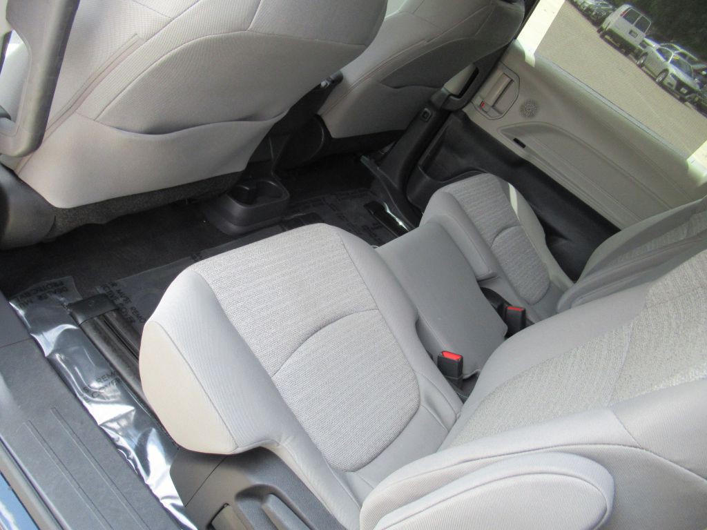 2022 Toyota Sienna Image 15