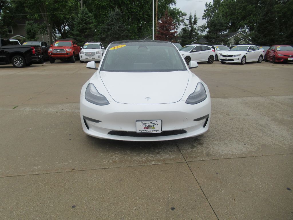2021 Tesla Model 3 Image 2