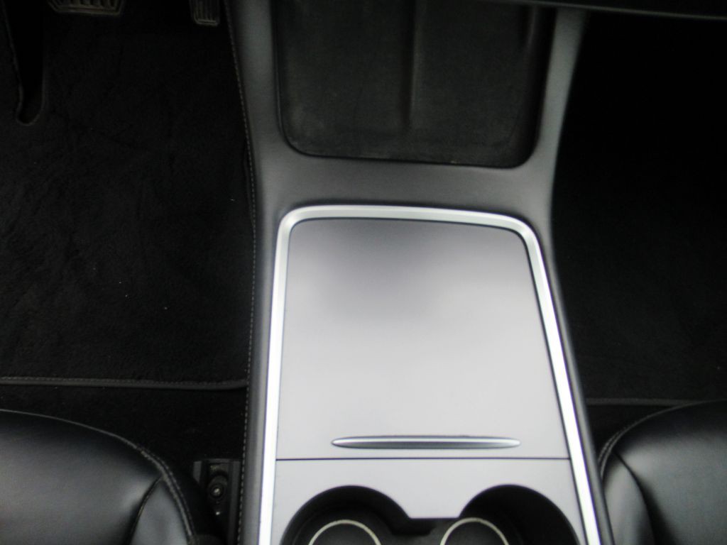 2021 Tesla Model 3 Image 20