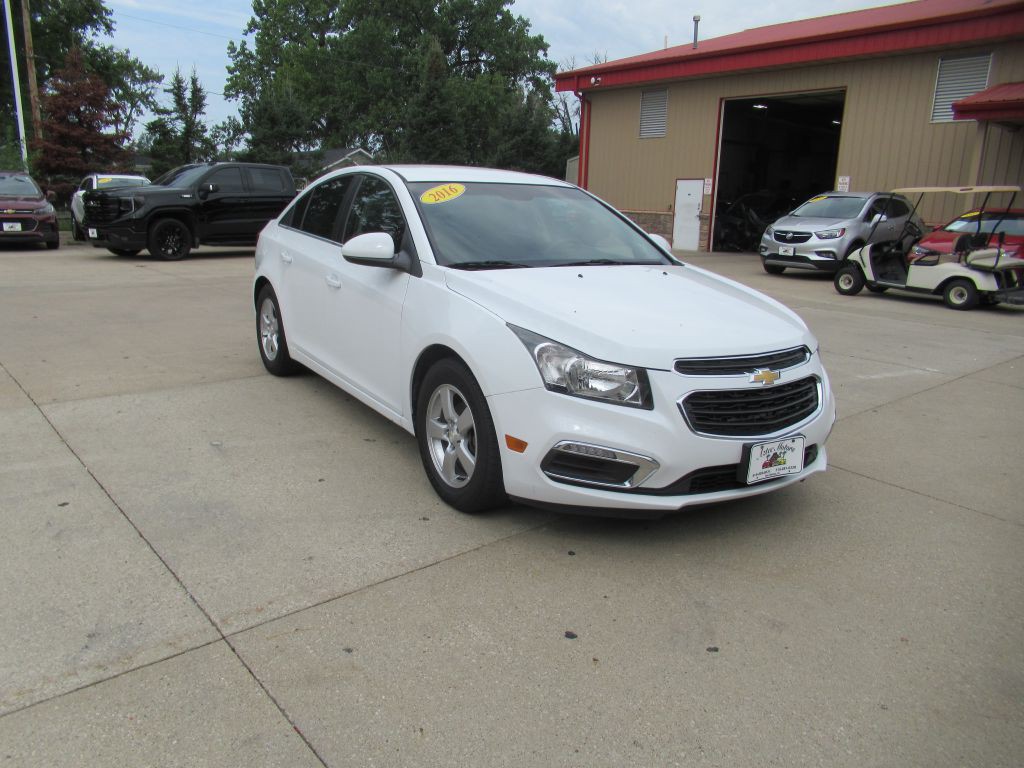 2016 Chevrolet Cruze Image 3