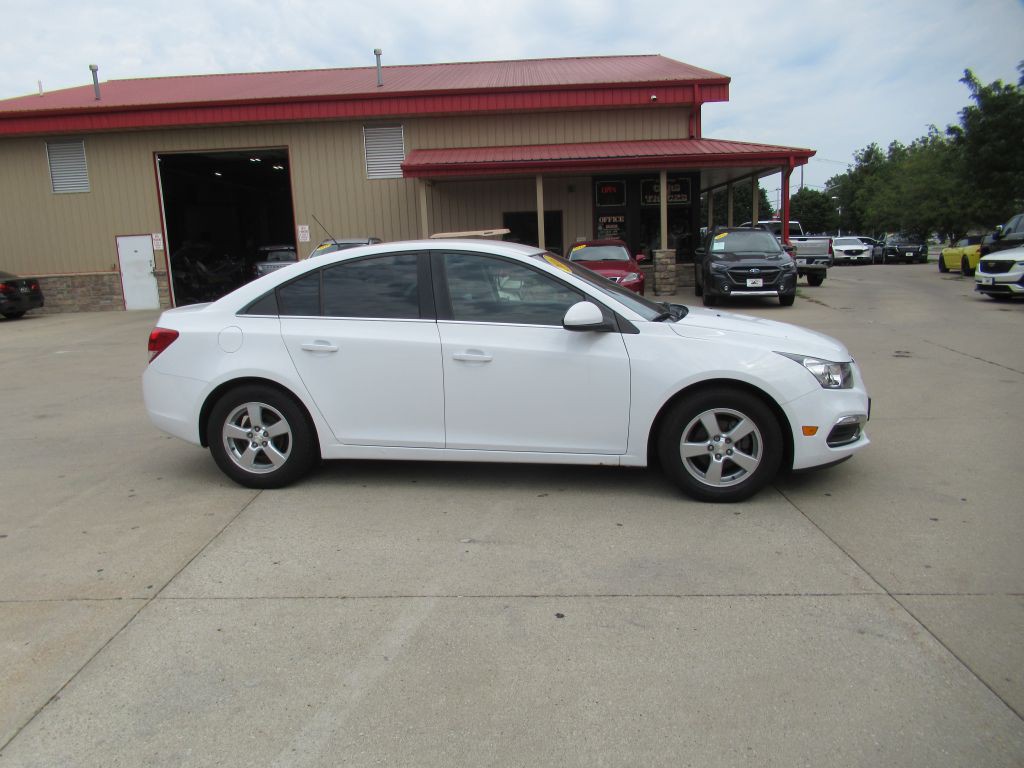 2016 Chevrolet Cruze Image 4