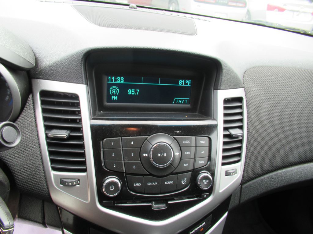 2016 Chevrolet Cruze Image 21