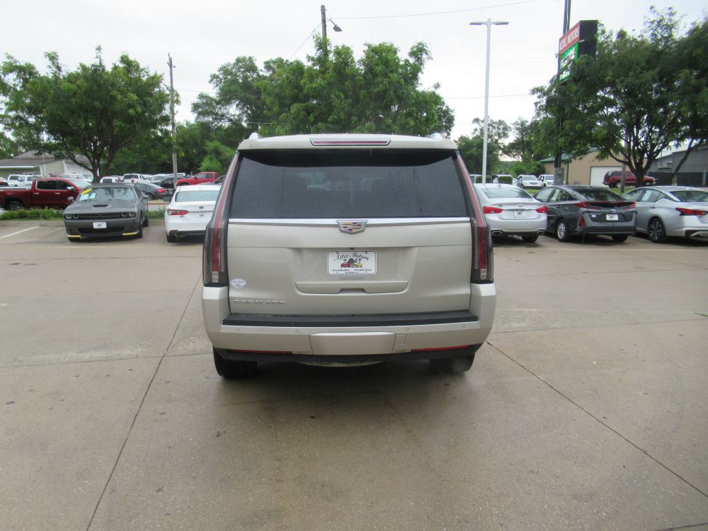 2015 Cadillac Escalade Image 6