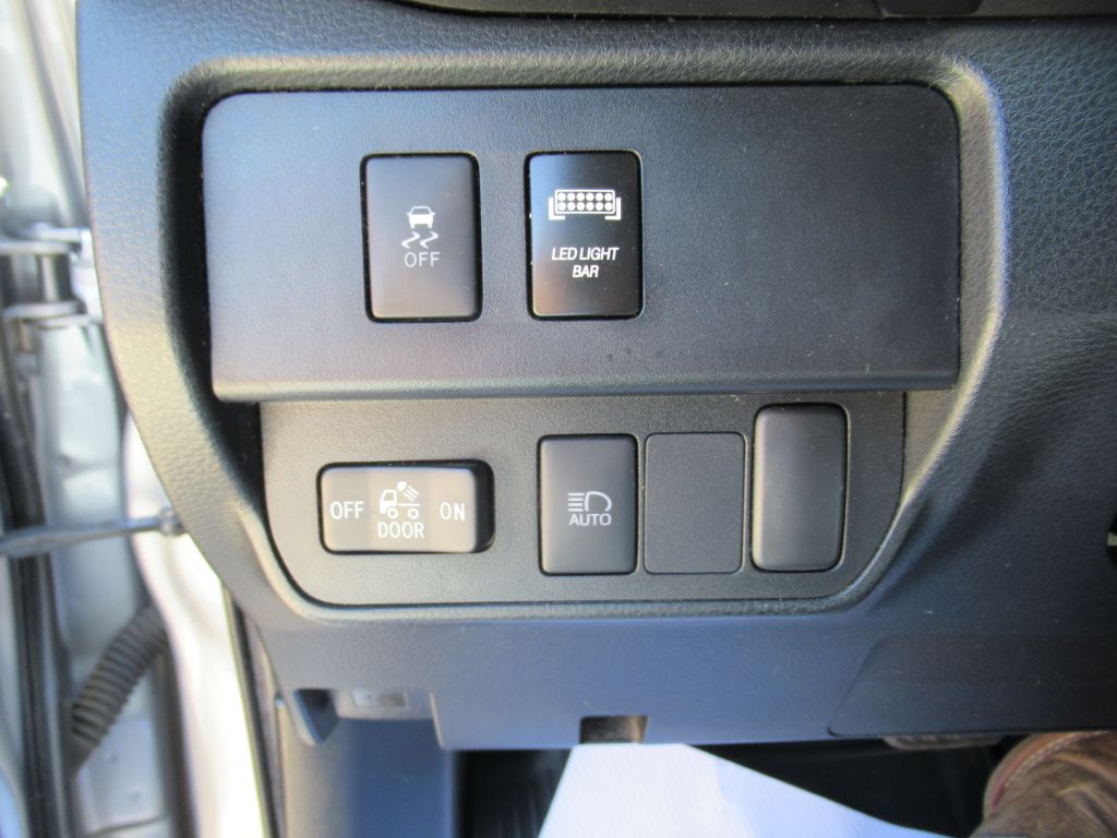 2022 Toyota Tacoma Image 25