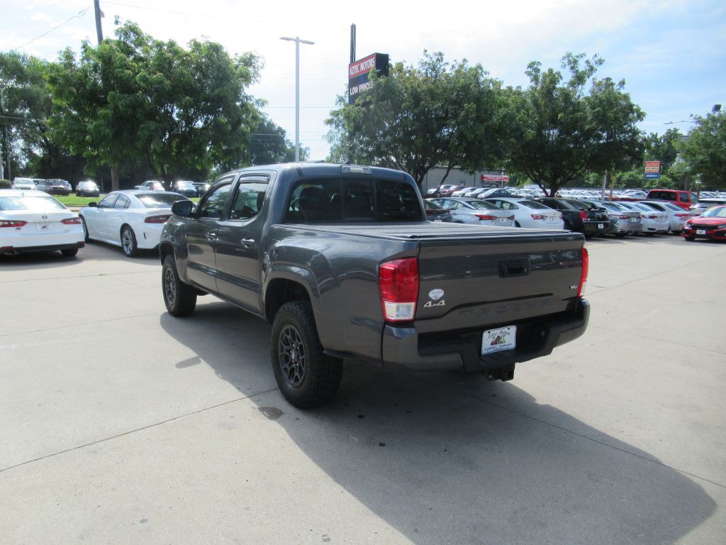 2016 Toyota Tacoma Image 7
