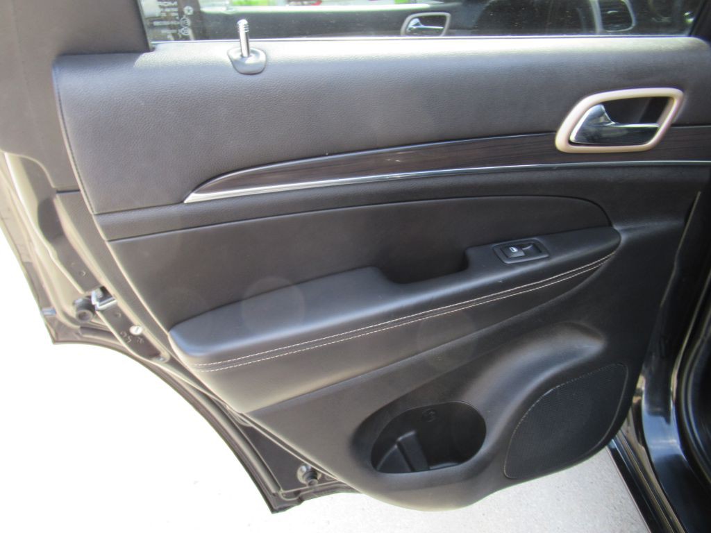 2014 Jeep Grand Cherokee Image 11