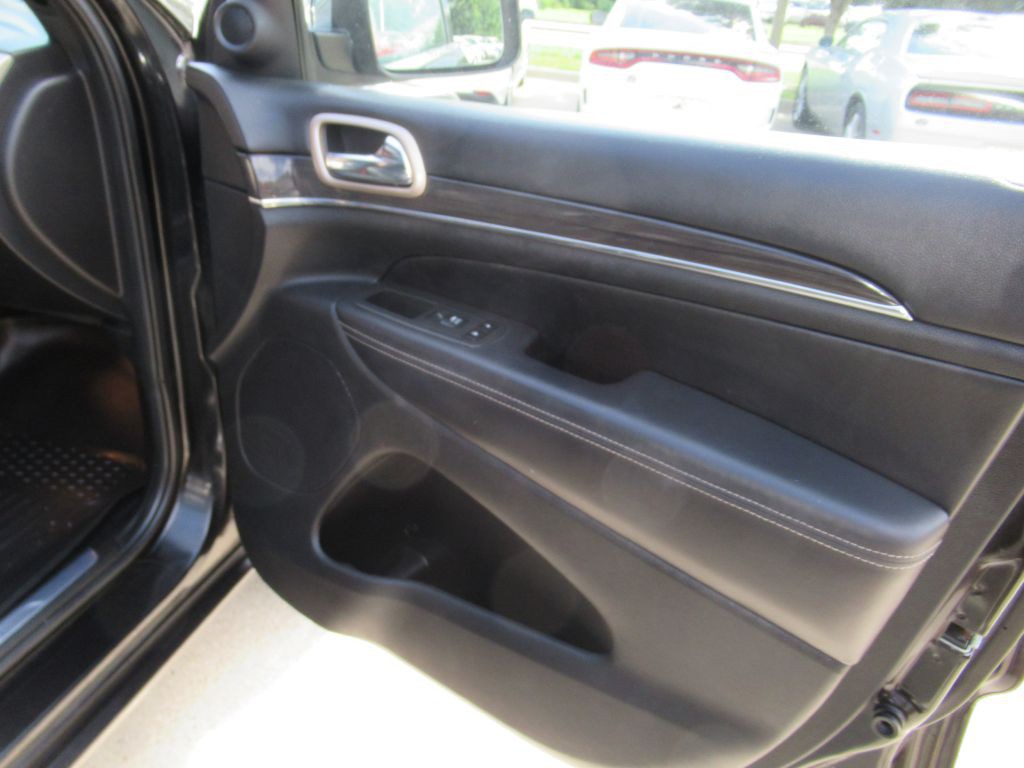 2014 Jeep Grand Cherokee Image 13