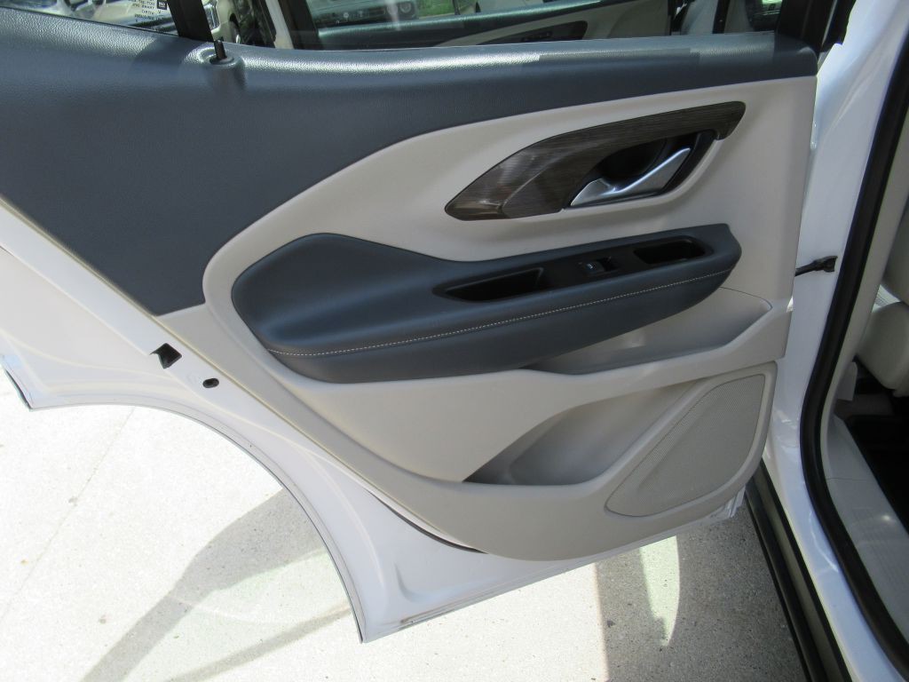 2022 GMC Terrain Image 11