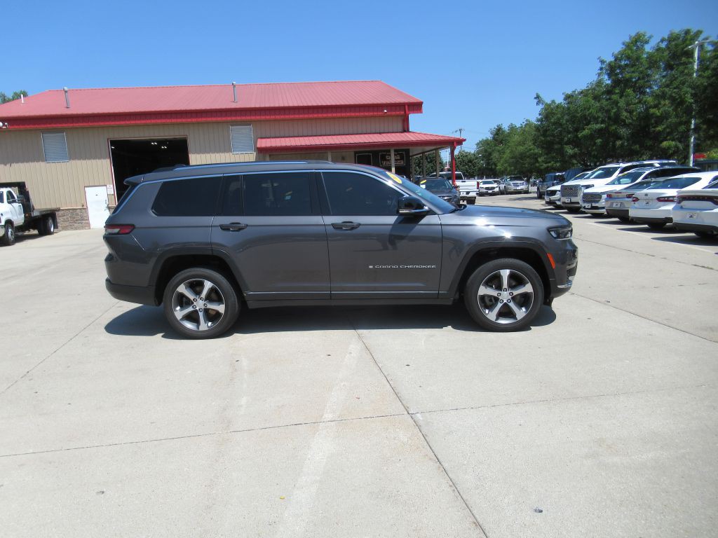 2023 Jeep Grand Cherokee Image 4