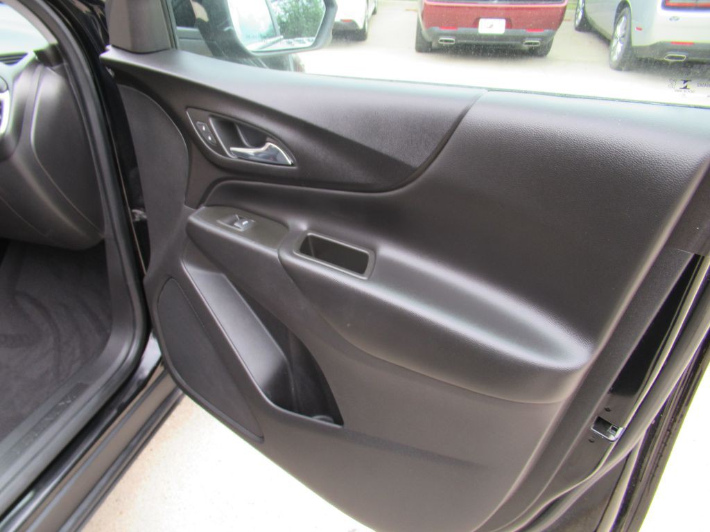 2022 Chevrolet Equinox Image 13