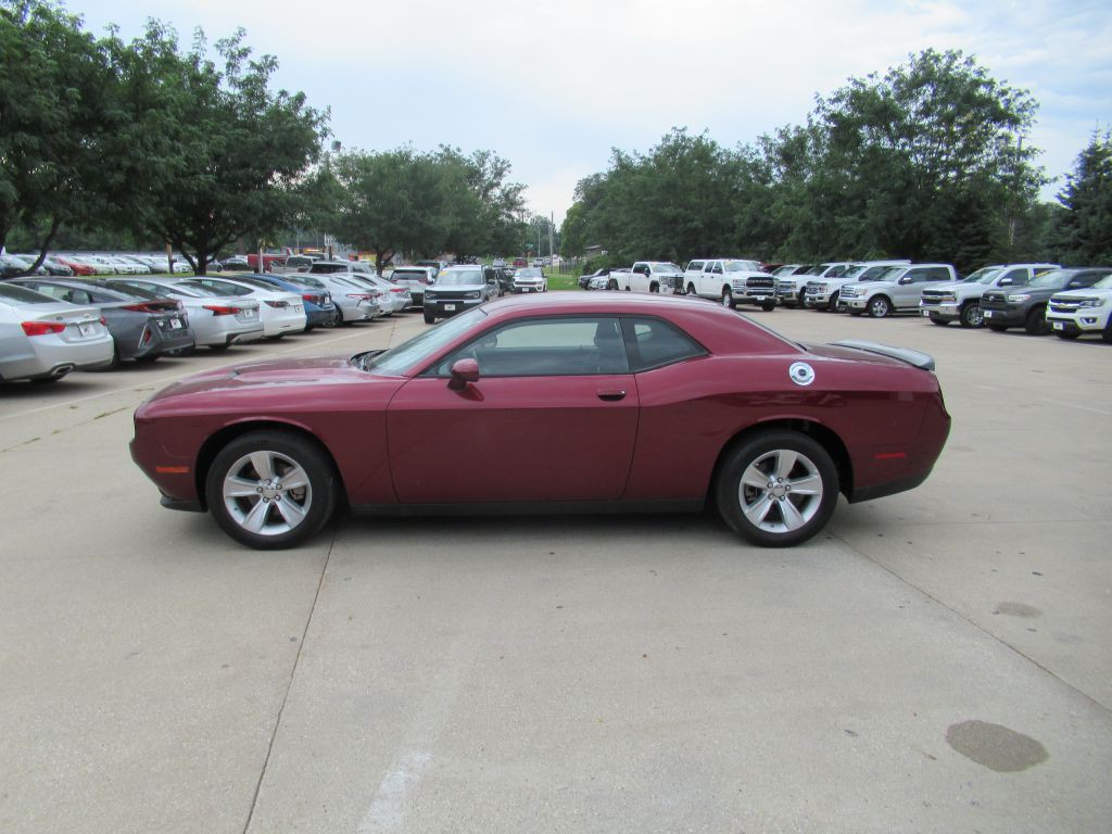 2023 Dodge Challenger Image 8