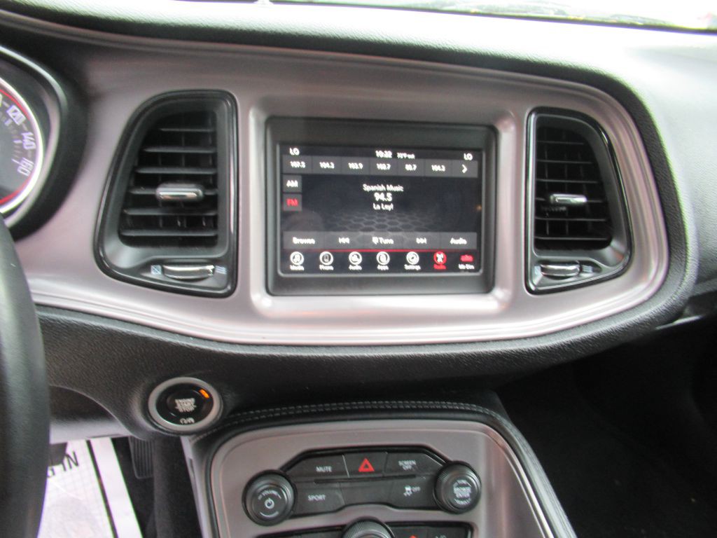 2023 Dodge Challenger Image 18
