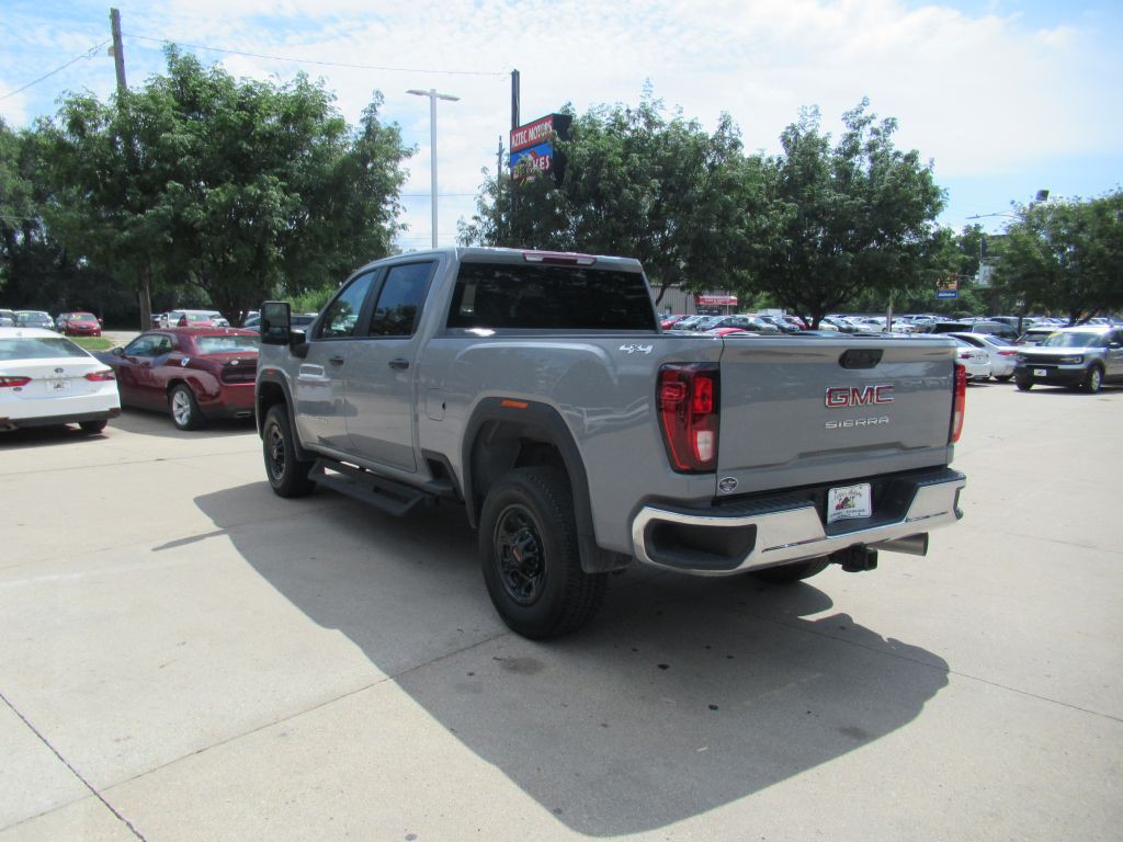 2024 GMC Sierra Image 7