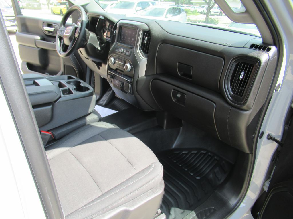 2024 GMC Sierra Image 13