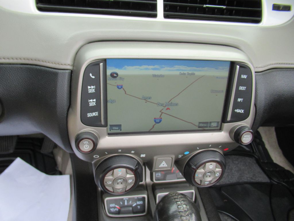 2015 Chevrolet Camaro Image 20