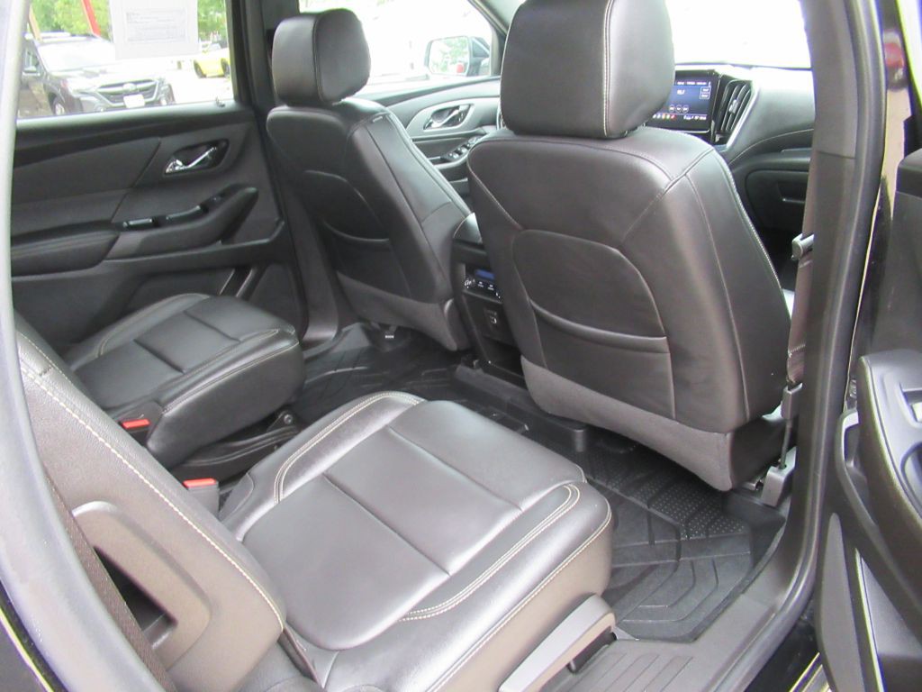 2022 Chevrolet Traverse Image 15