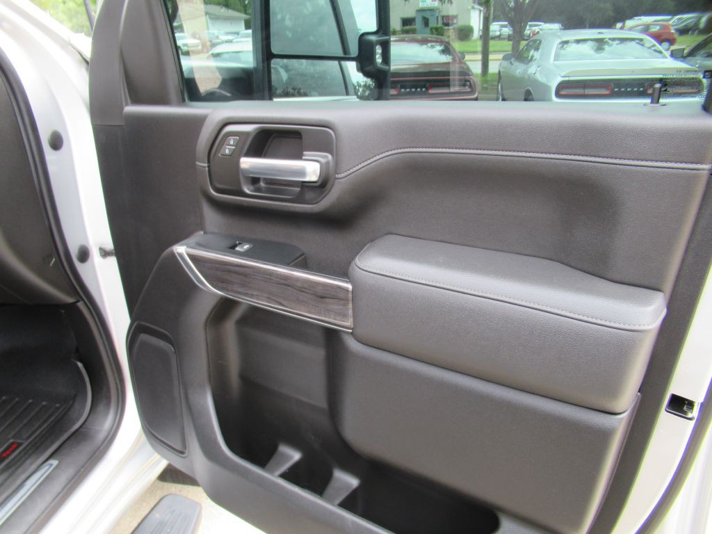 2023 Chevrolet Silverado 1500 Image 13
