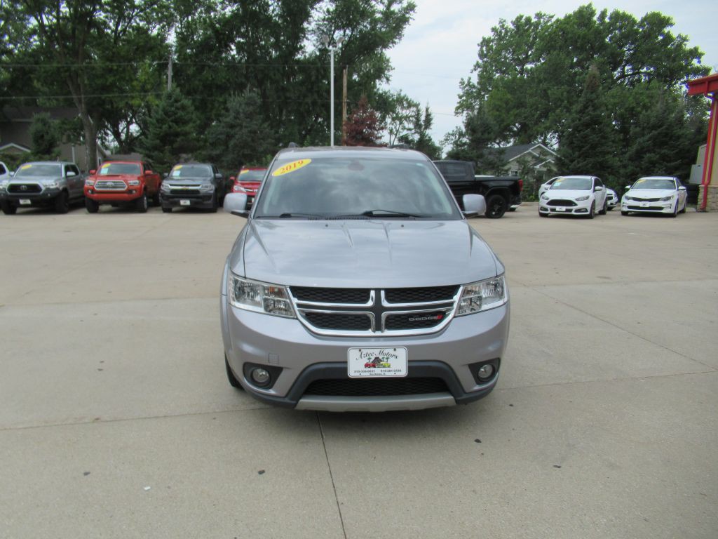 2019 Dodge Journey Image 2