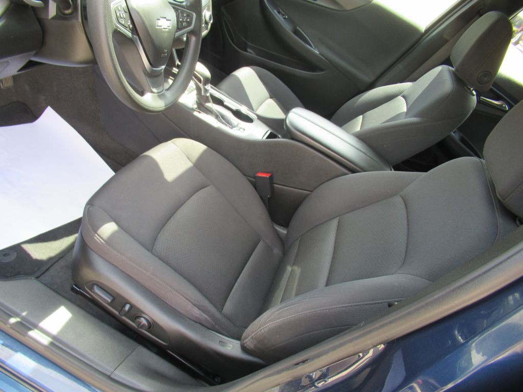 2022 Chevrolet Malibu Image 17