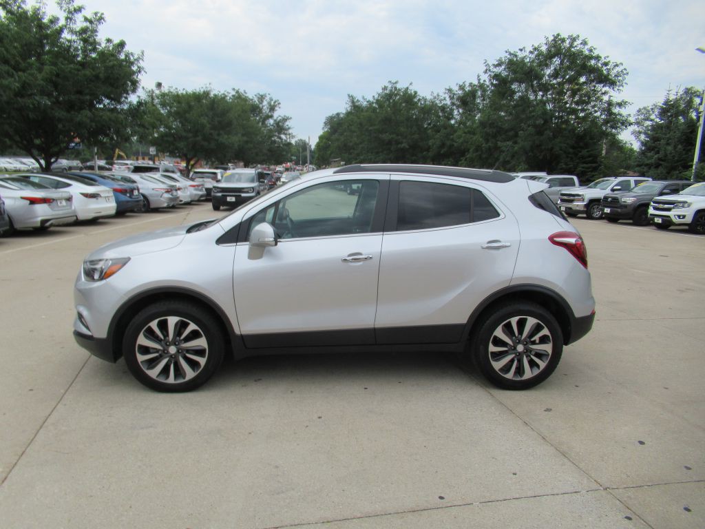 2017 Buick Enclave Image 8