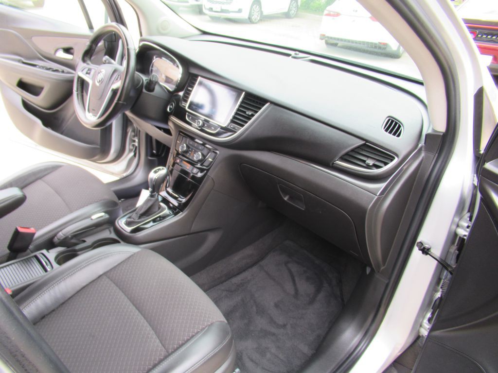 2017 Buick Enclave Image 14