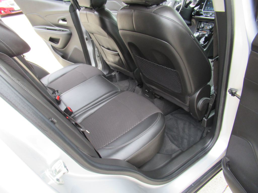 2017 Buick Enclave Image 15