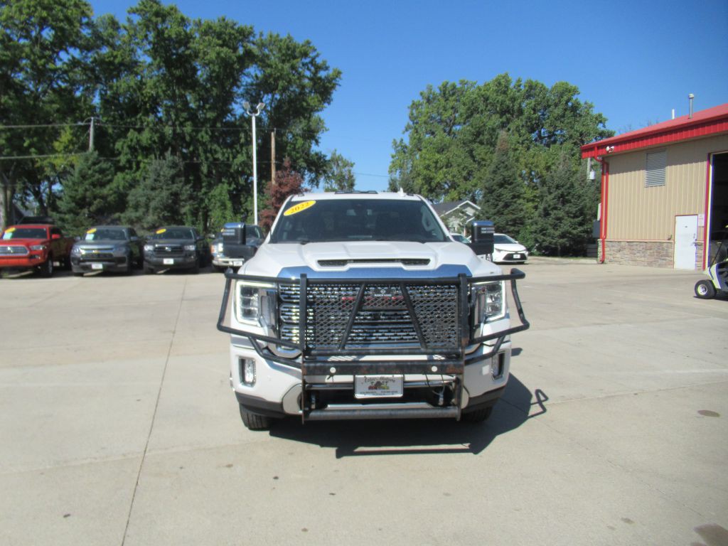 2022 GMC Sierra Image 2