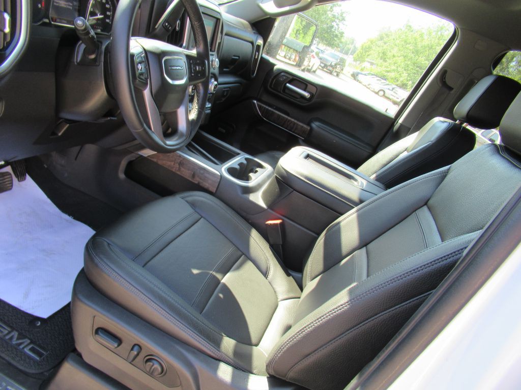 2022 GMC Sierra Image 17