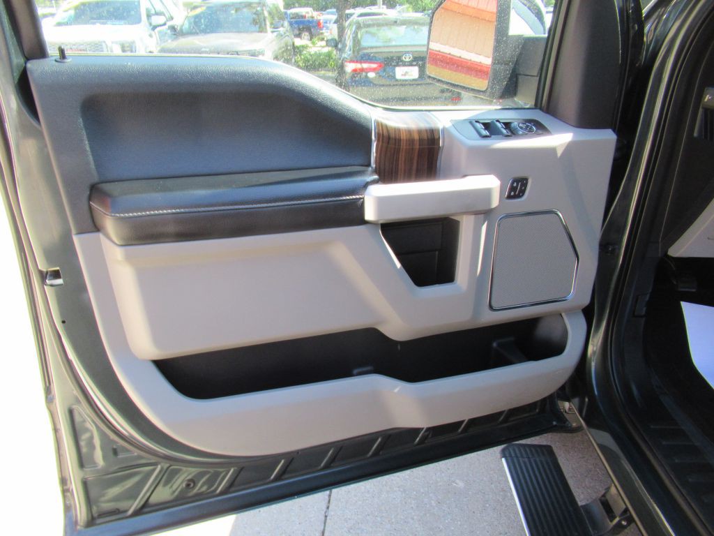 2015 Ford F-150 Image 10