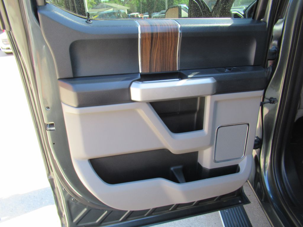 2015 Ford F-150 Image 11